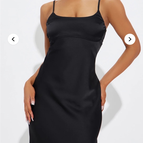 NEW Fashion Nova Black Satin Maxi Dress Small - Picture 2 of 4
